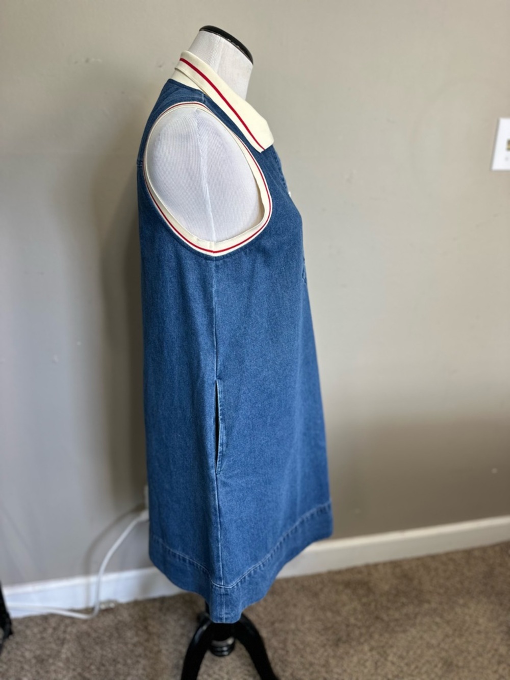 Entro women’s S sleeveless denim dress with side pockets front zip cream trim - Picture 4 of 13